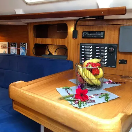 Libertyboating Bådhotel Antibes